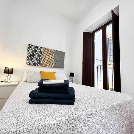 Aym Places Buen Viaje Parking Incluido Apartamento Sevilha Exterior foto