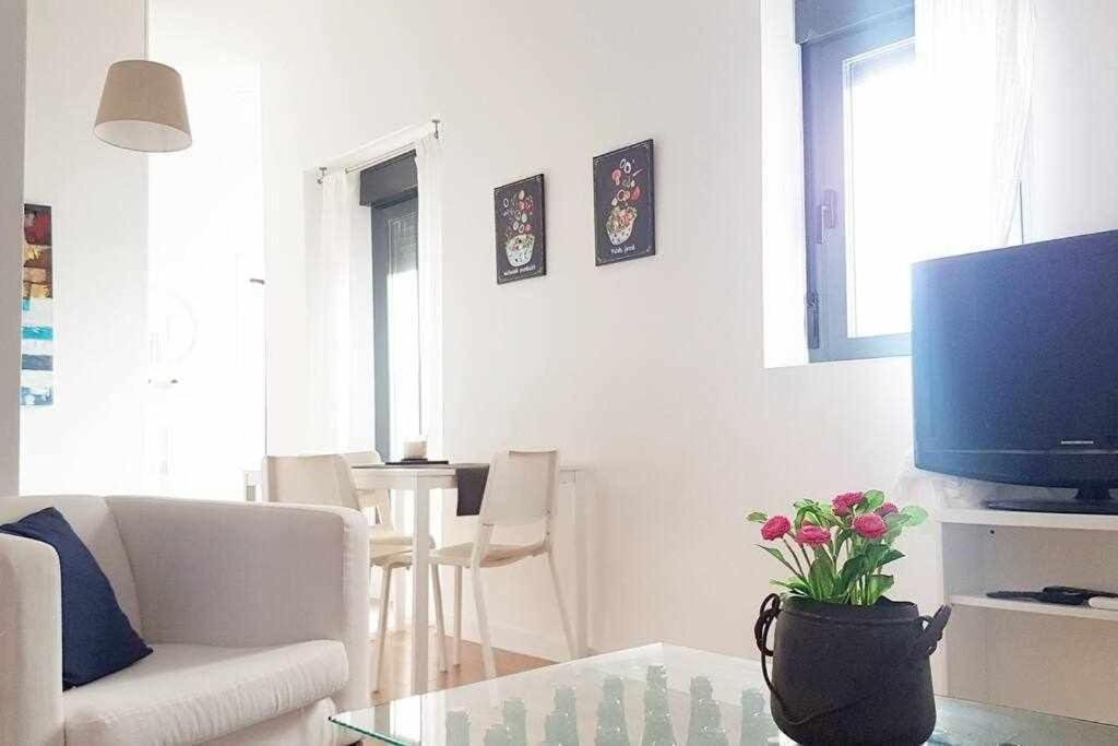 Aym Places Buen Viaje Parking Incluido Apartamento Sevilha Exterior foto